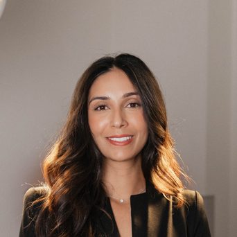 Headshot of Leela Mundra