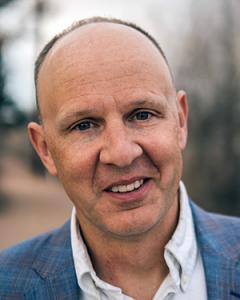 Dr. Abraham Nussbaum Headshot